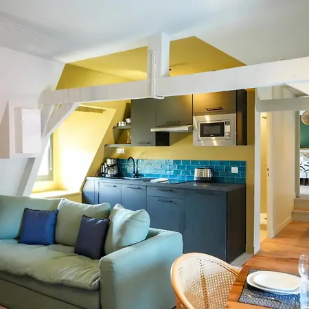 Le Clos De St Val 6 *