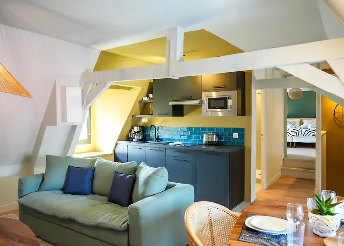 Le Clos De St Val 6 *